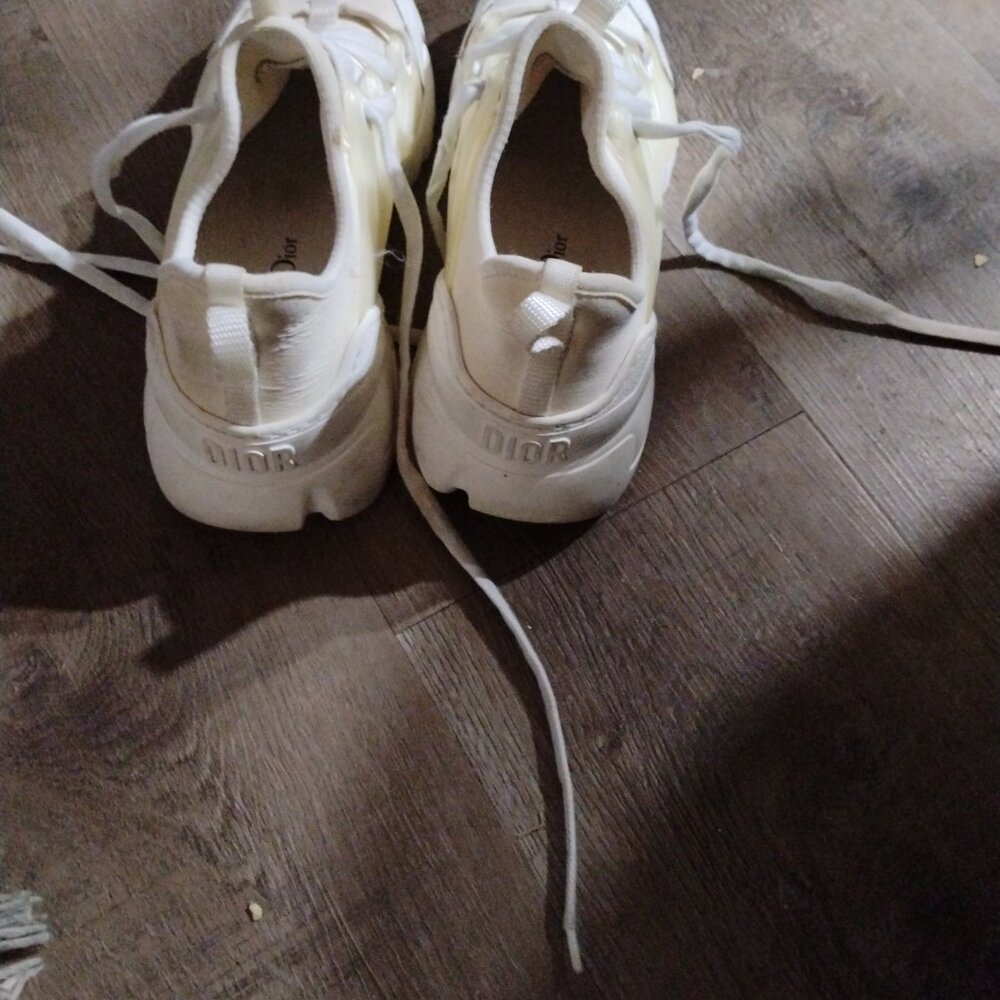 Shoes - Picture 5 of 10